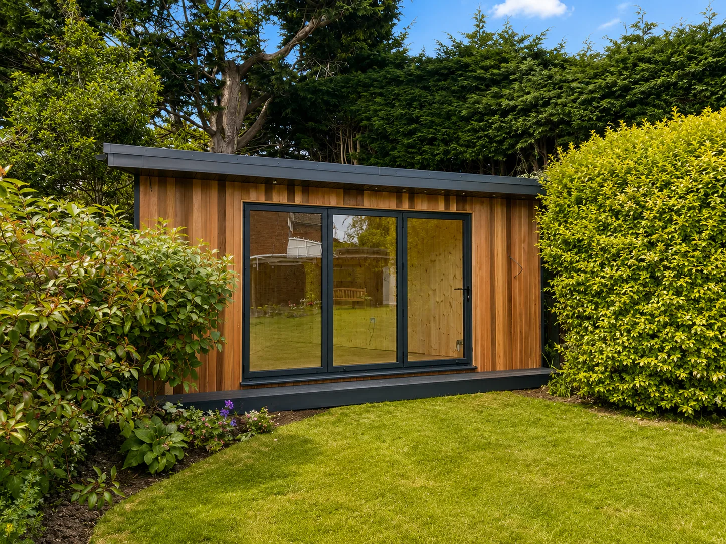 The Triangle garden room